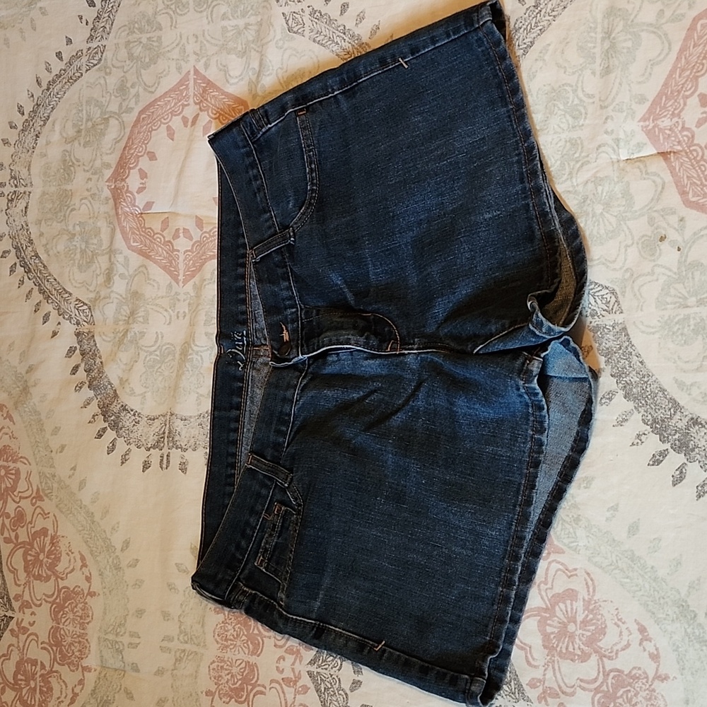 Old Navy shorts